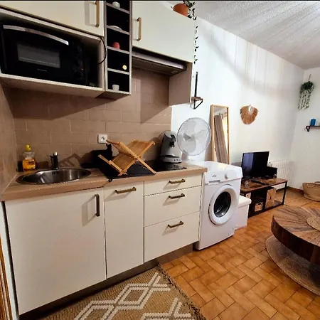 Apartment Bandolais Paisible Et Proche Des Plages